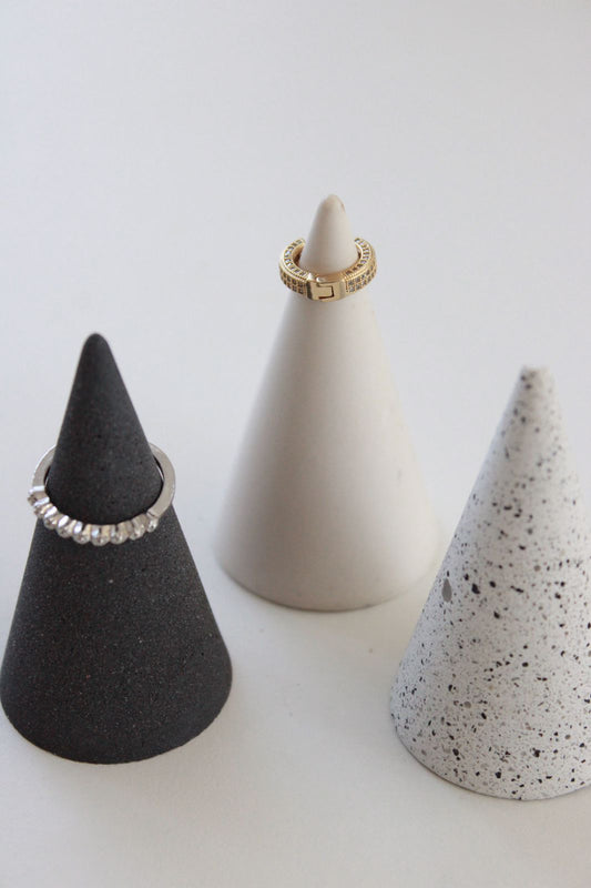 Ring Holder - Cone style